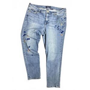 Bandolino Karyn Crop Jeans Womens 12 Light Wash Embroidered Floral Mid Rise